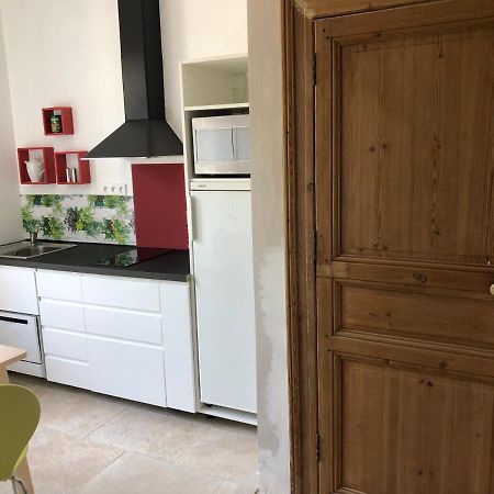 Maison Au Calme Au Coeur De Village 圣乔治多尔克 外观 照片