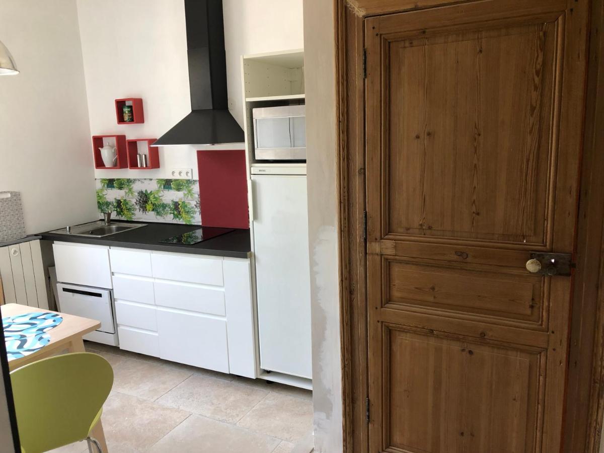 Maison Au Calme Au Coeur De Village 圣乔治多尔克 外观 照片
